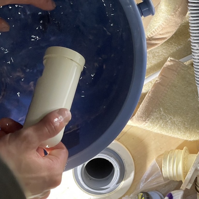 札幌市中央区 洗濯機 排水部品 洗浄 水漏れ